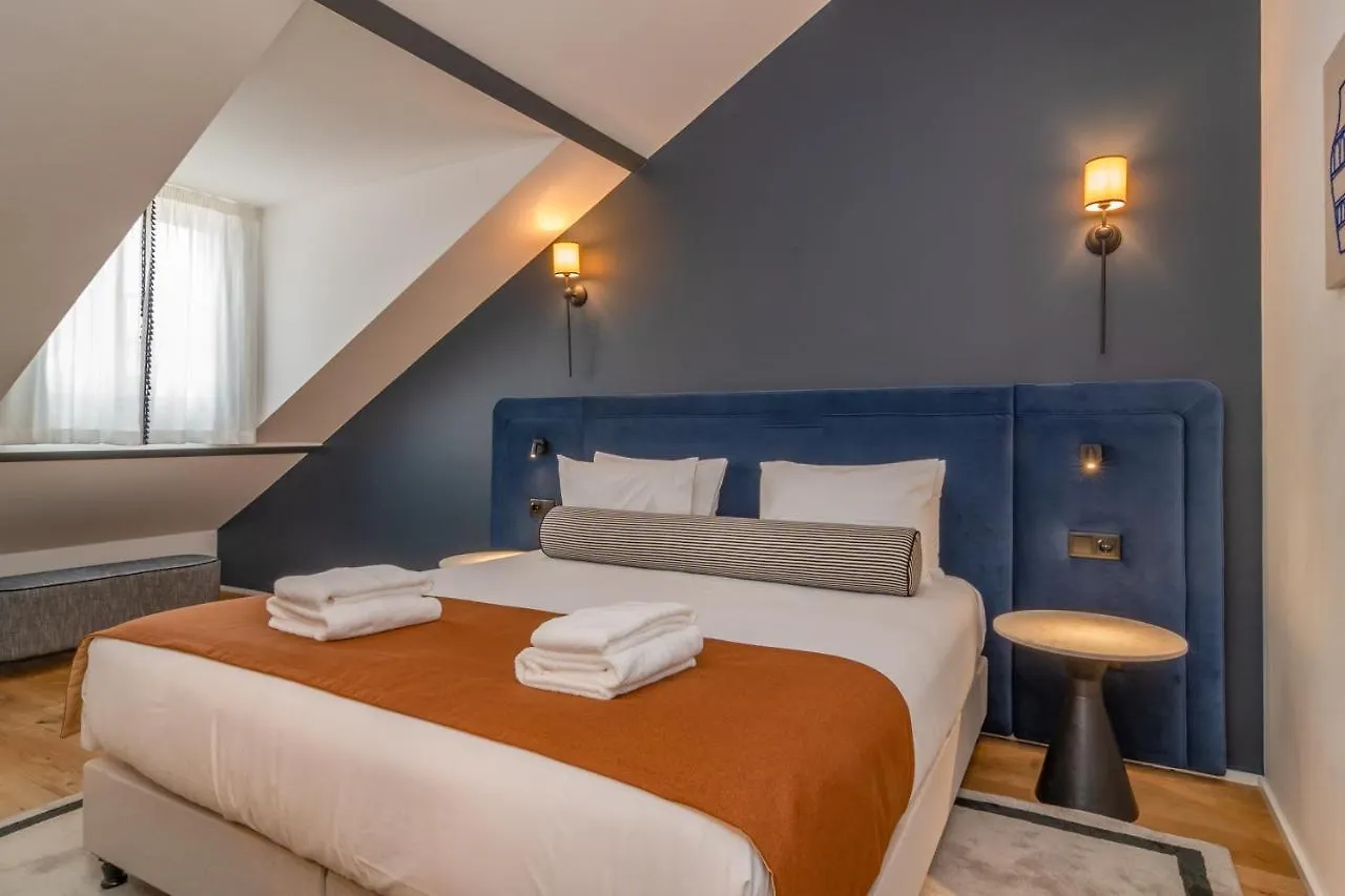 Ferienwohnung Ando Living - Santa Justa 77 House Lissabon Apartment