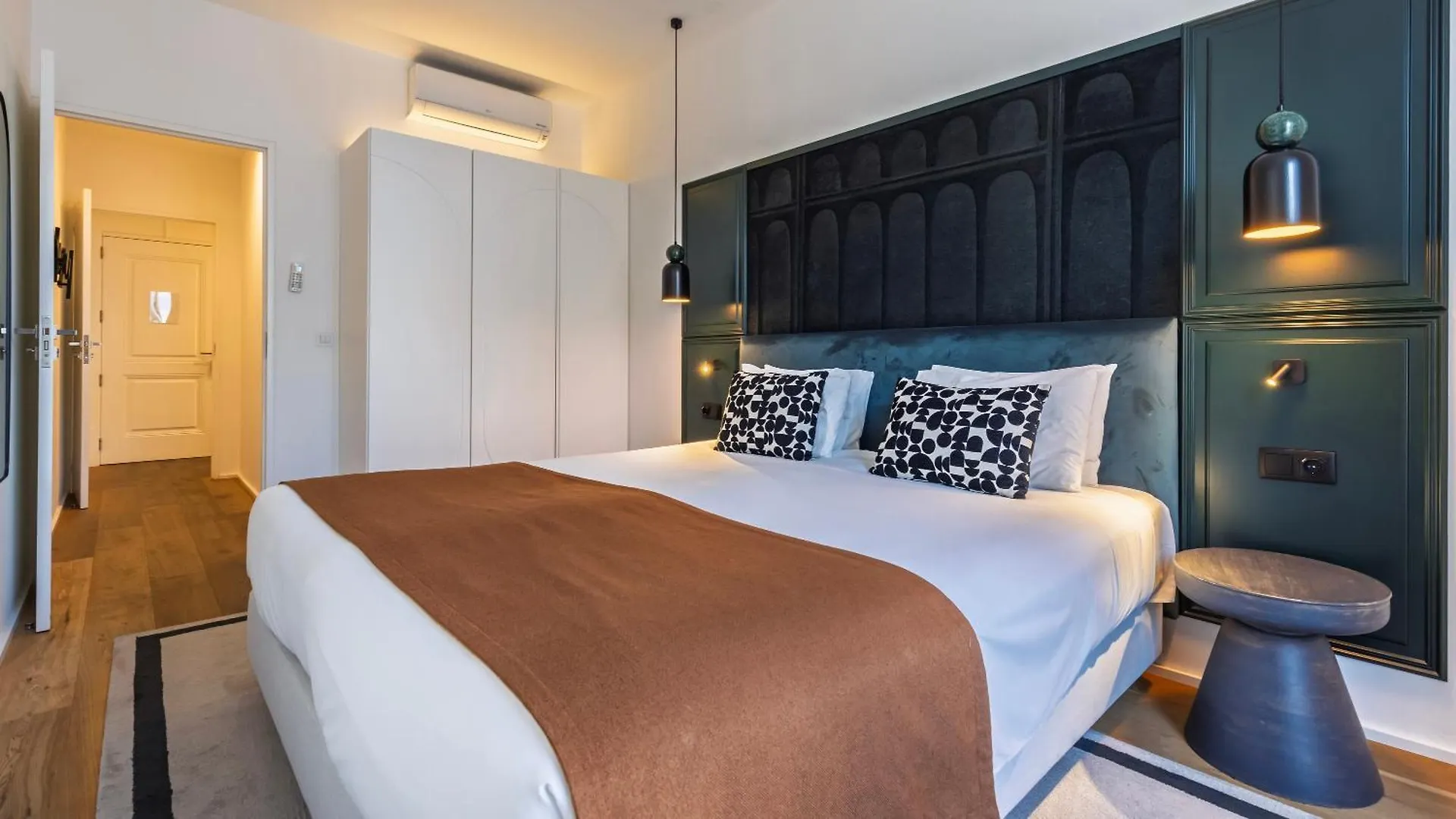 Ferienwohnung Ando Living - Santa Justa 77 House Lissabon
